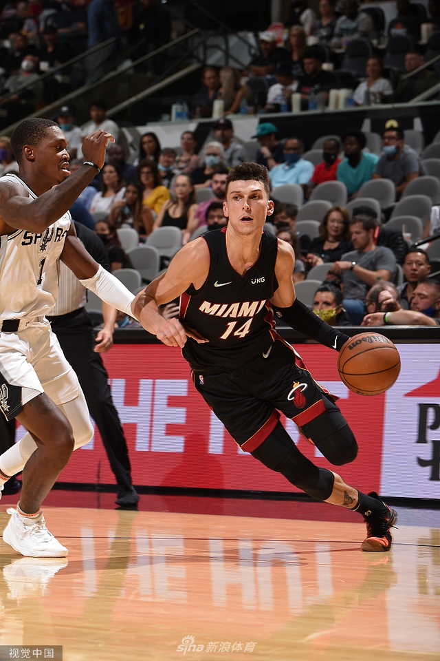 引擎中更容 引擎中更容