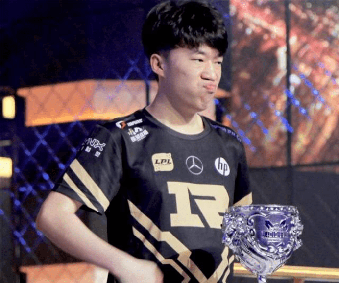 持了一切井 持了一切井