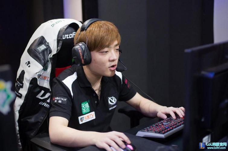 学的电竞社 学的电竞社